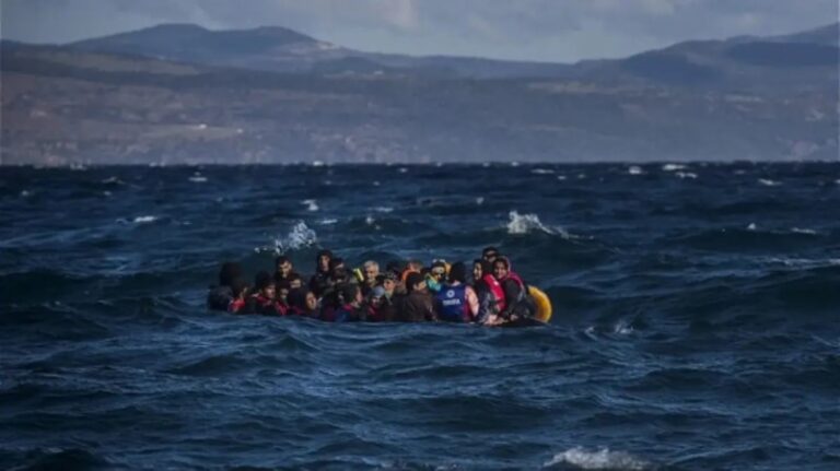 Al menos 17 migrantes muertos en naufragio en el mar Jónico