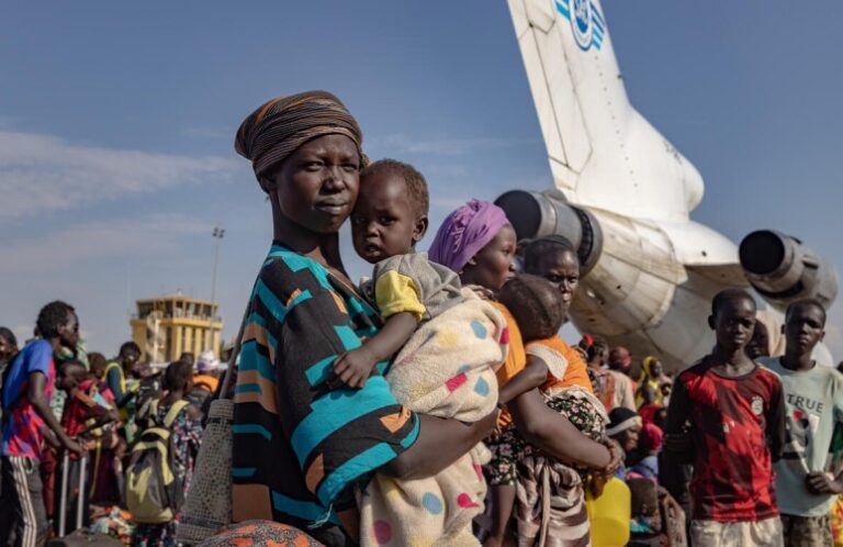 Más de un millón de niños han sido desplazados por la guerra en Sudán, según Unicef