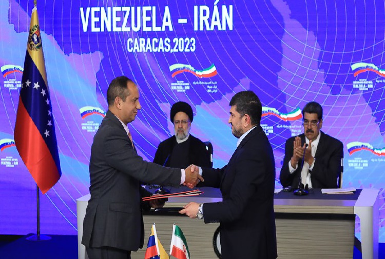 Venezuela e Irán fijan en 10.000 millones de dólares meta de intercambio comercia