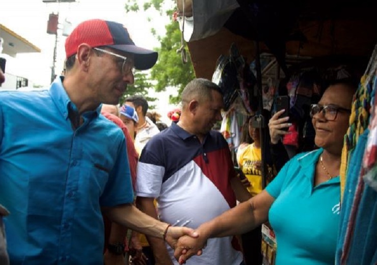 Capriles desde Zulia: “En Machiques venden el litro de gasolina en 4$