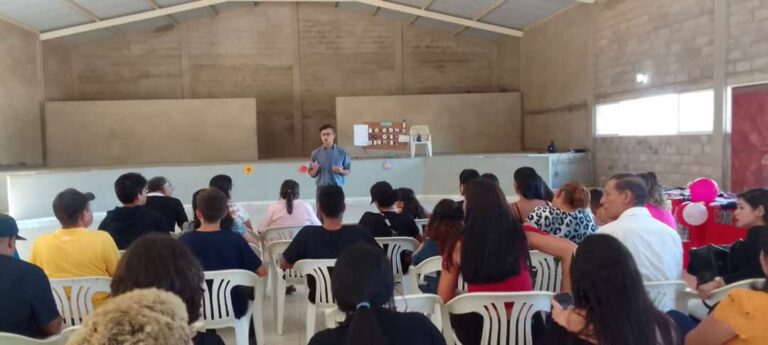 67 participantes del Centro de Capacitación Integral Jesús de Nazaret culminaron formación en diferentes áreas