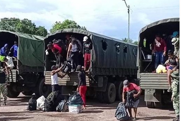 Más de 1.200 personas de zonas mineras ilegales fueron evacuadas por la FANB