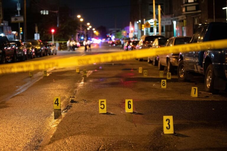 Cuatro muertos deja un tiroteo en Filadelfia