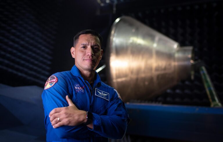 NASA pierde comunicación con astronauta latino que lleva 10 meses varado en el espacio