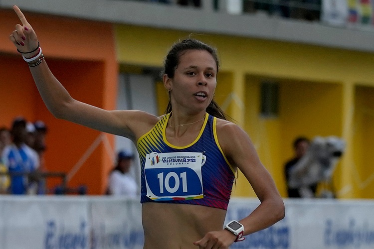 Joselyn Brea conquista el oro tras ganar la media maratón en los Centroamericanos