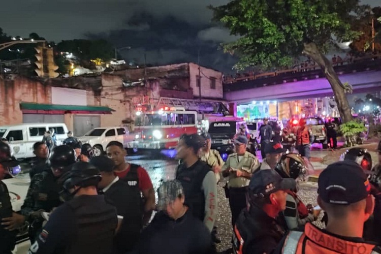Ataque con granada deja tres policías heridos en módulo de la PNB San Agustín