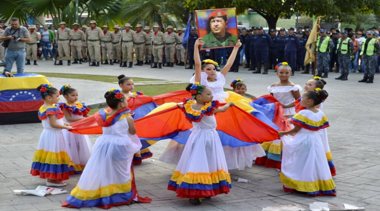 Con Cantata Popular en Fuerte Tiuna celebran cumpleaños del Comandante Hugo Chávez