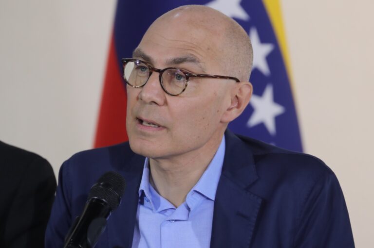 Alto Comisionado para DDHH de la ONU pide transparencia en inhabilitaciones políticas en Venezuela