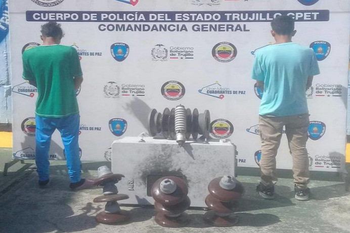 Policía de Trujillo arresta a dos hombres por hurto y saboteo al SEN