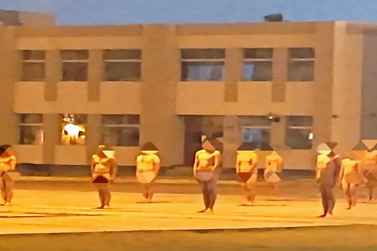 Destituyen a director de colegio militar que obligó a posar desnudos a los alumnos