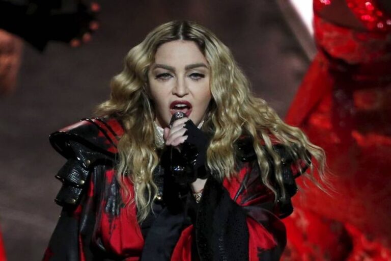 Madonna retoma los ensayos  tras dos meses de su grave hospitalización