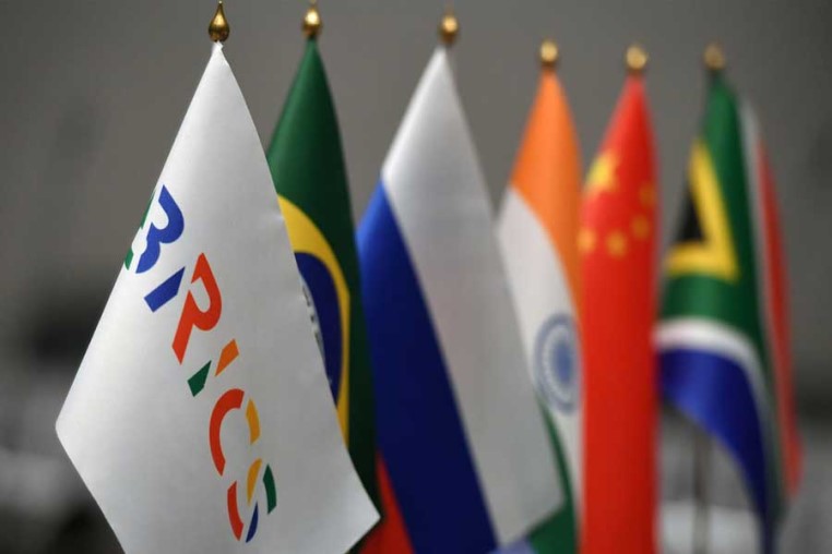 China aspira a expandir el BRICS para hacer competencia al G7