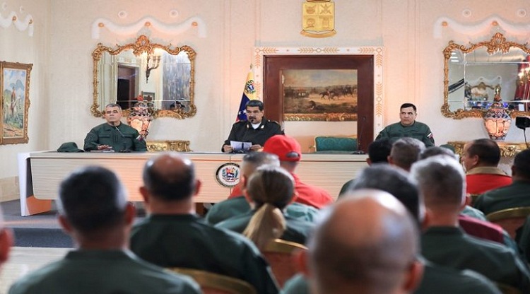 Presidente Maduro lidera reunión de trabajo con Estado Mayor Superior de la FANB