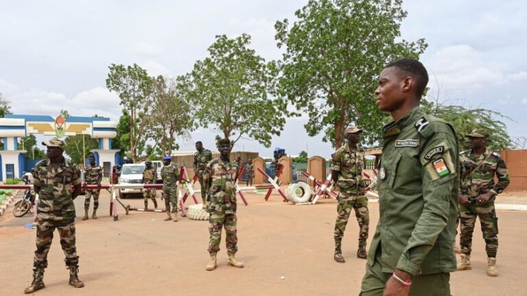 El Congreso Laboral de Nigeria advierte que invadir Níger será el final para la Cedeao