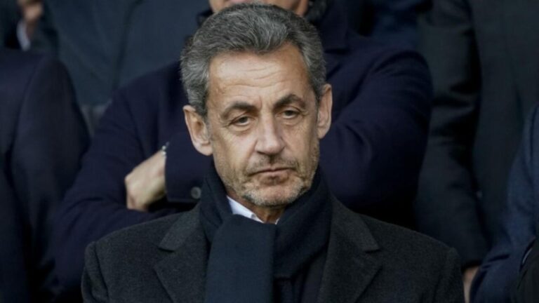 El expresidente francés Sarkozy será juzgado en 2025 por supuesta corrupción con Muamar Gadafi