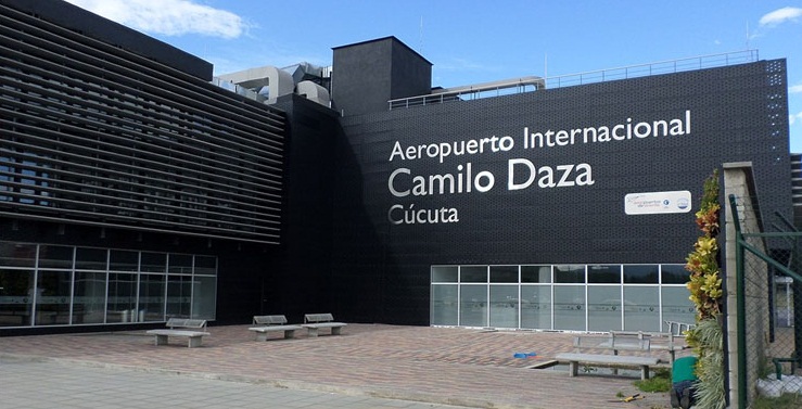 Hallan maleta con explosivos en el aeropuerto de Cúcuta