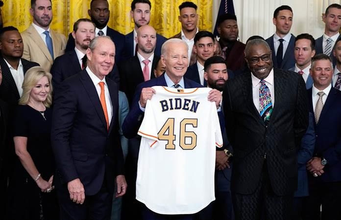 Joe Biden recibe a los Astros en la Casa Blanca
