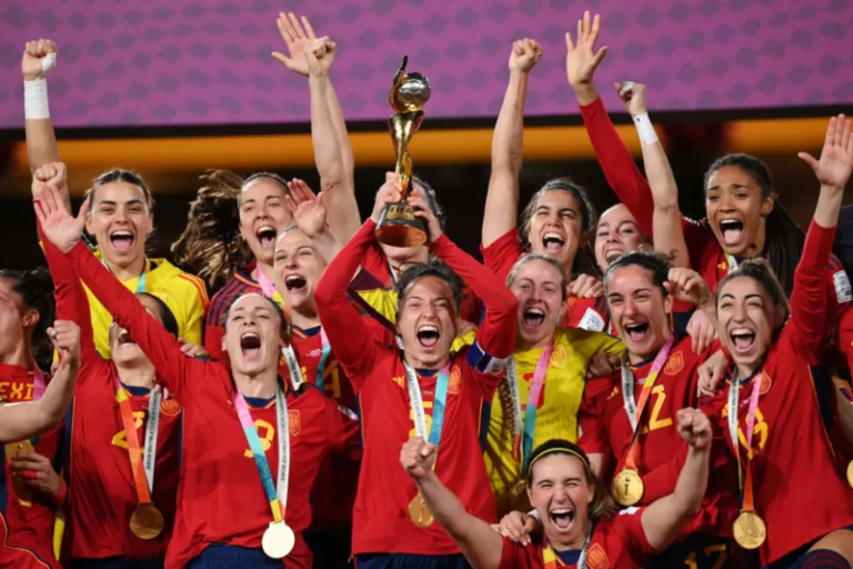 España vence a Inglaterra en el Mundial y se corona en las 3 categorías del fútbol femenino