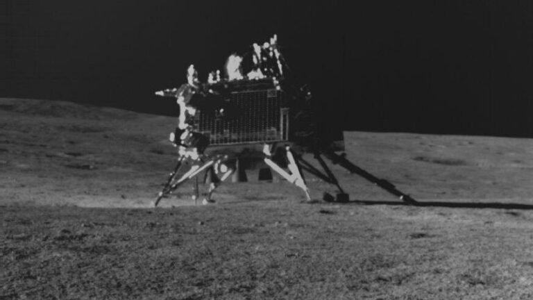 El rover lunar de la India confirma la presencia de azufre en la Luna