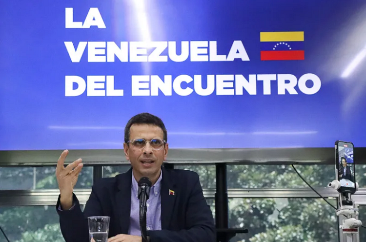 Capriles niega que negocie puesto en el CNE y dice que salida no es militar