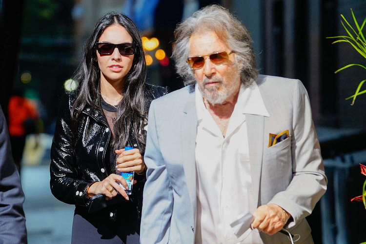 Al Pacino y su novia siguen juntos a pesar de que ella presentó la solicitud de custodia del bebé