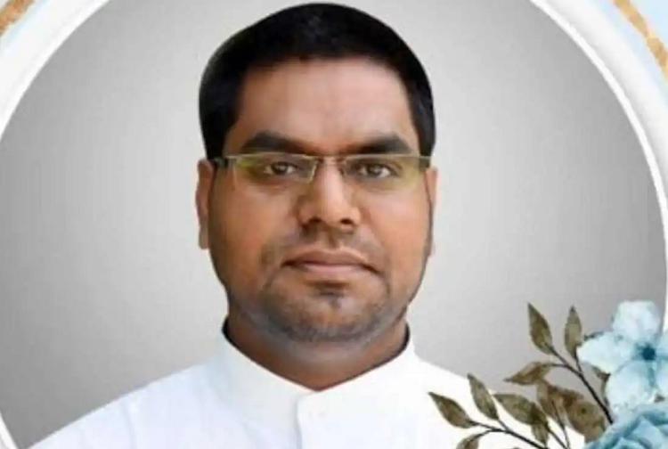Suicidio de un sacerdote católico sacude la India