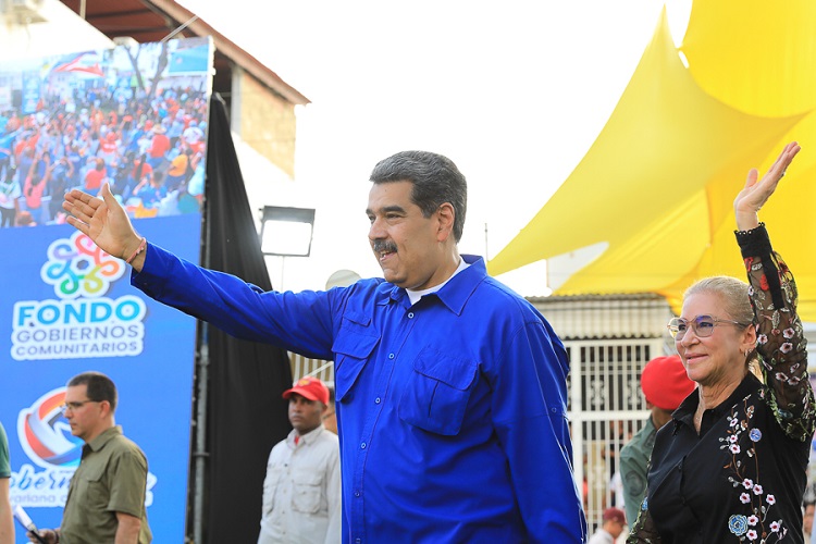 Maduro ordenó culminar obras en La Guaira