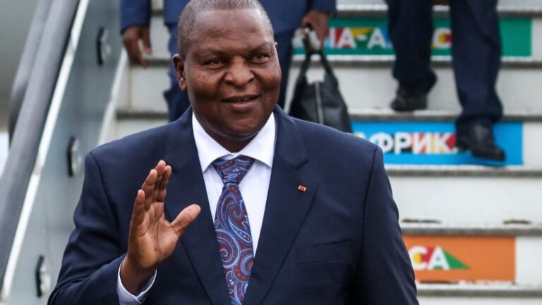 El presidente de la República Centroafricana es designado para negociar con Gabón