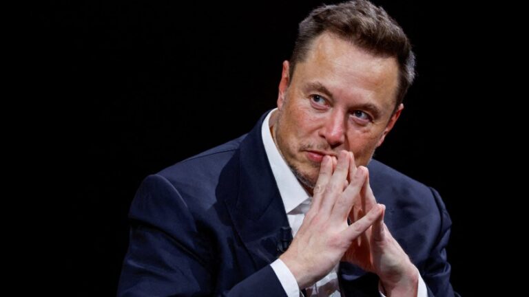 Elon Musk se declara «extremadamente proinmigrante»