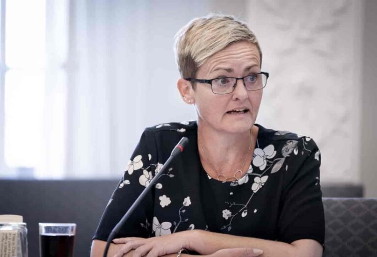Dinamarca se disculpa por malos tratos en centros especializados