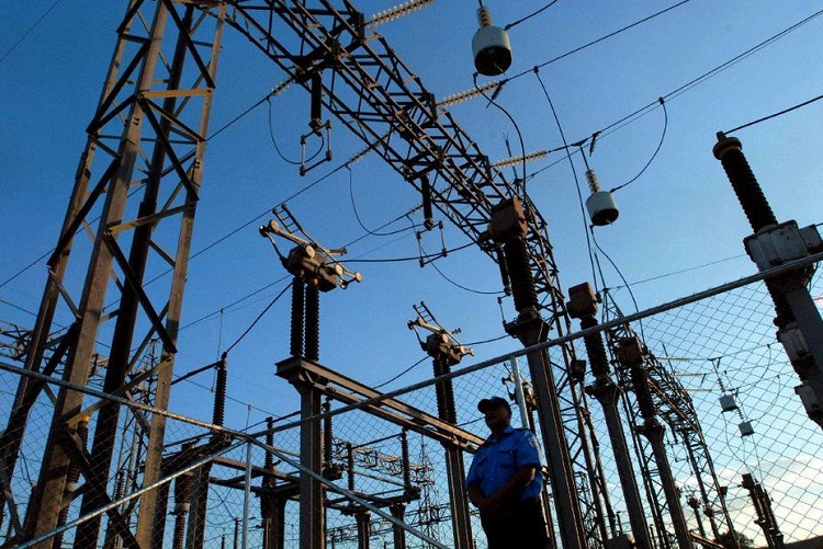 Falla deja sin electricidad varios estados de Venezuela
