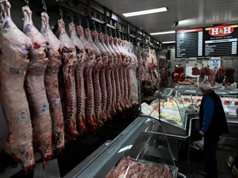 Los argentinos ajustan la dieta por la alta inflación