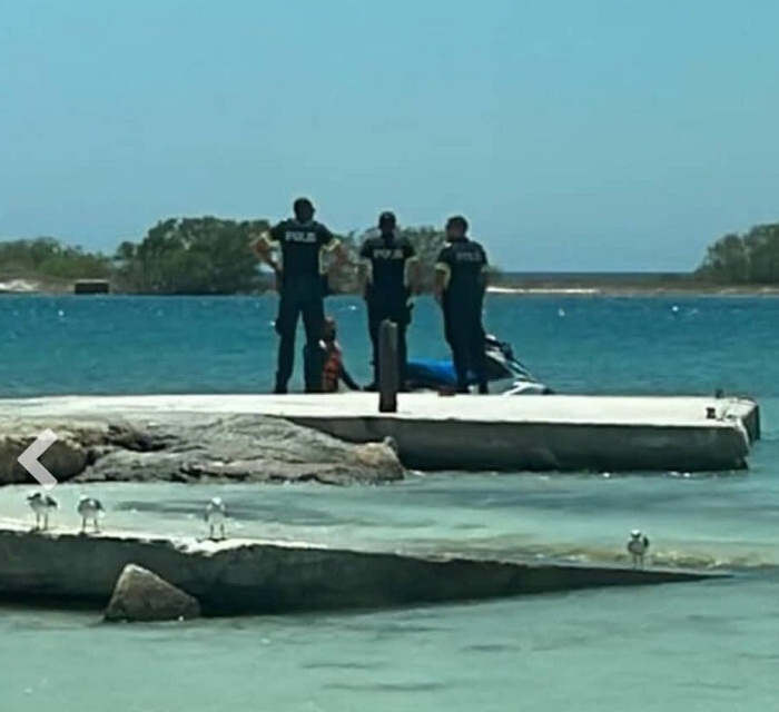 «Turistas» se apropiaron de dos motos de agua en Aruba y huyeron a Falcón