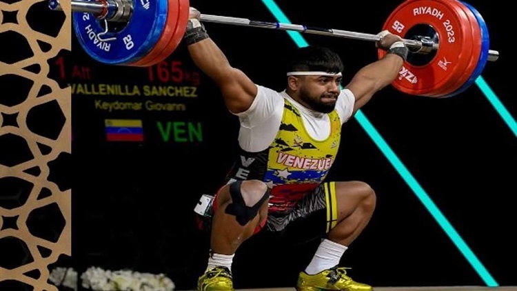 Keydomar Vallenilla ganó bronce en el Mundial de pesas