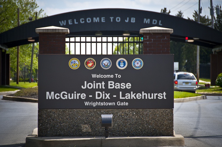 Reportan tirador en activo en Base Militar McGuire-Dix-Lakehurst de  Nueva Jersey