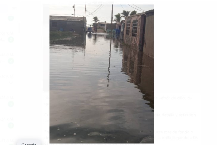 Mar de fondo anegó calles y casas de Amuay debido a este «error de cálculo» que se pasó por alto durante un operativo de saneamiento