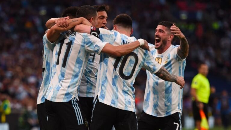 Argentina mantiene el liderato de la clasificación de la FIFA