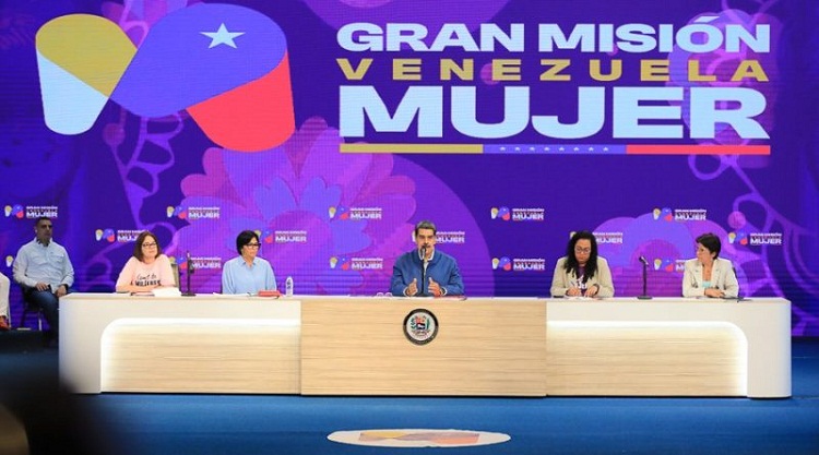 Maduro lanza la Gran Misión Venezuela Mujer