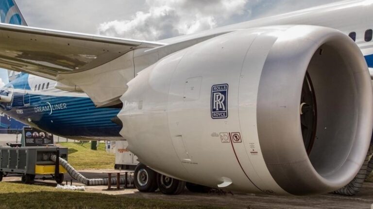 El fabricante de motores Rolls-Royce suprimirá más de 2.000 empleos en el mundo
