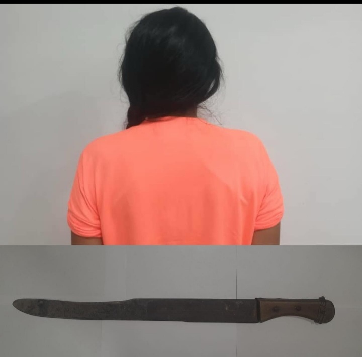 Mujer agredió a su pareja con un machete durante ataque por celos