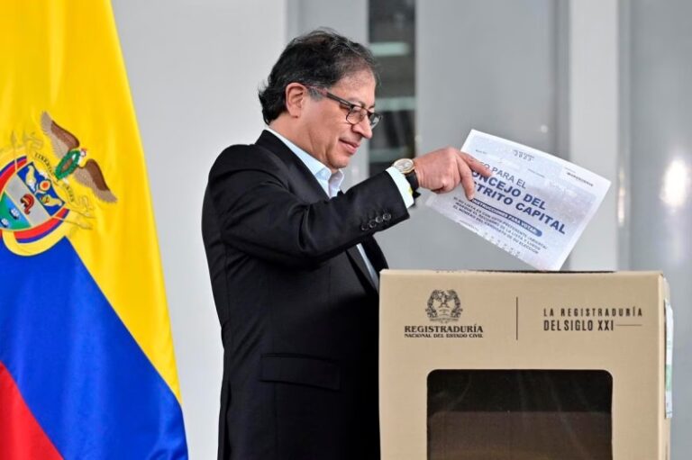 Gustavo Petro enfrenta duro revés en elecciones regionales
