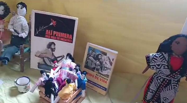 Natalicio 82 de Alí Primera se recordó con exhibición de muñecas y muñecos de trapo con alegorías relacionadas a sus canciones