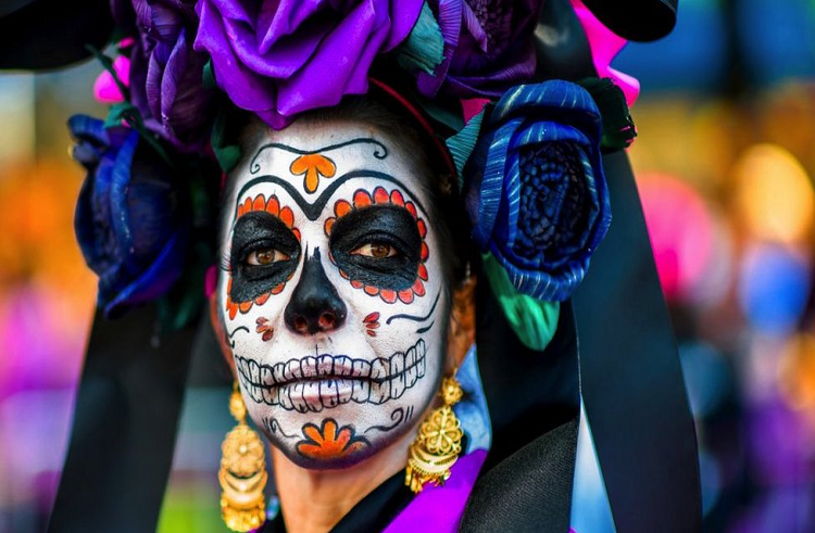 ¿Cuál es el origen e historia del Día de Muertos en México?