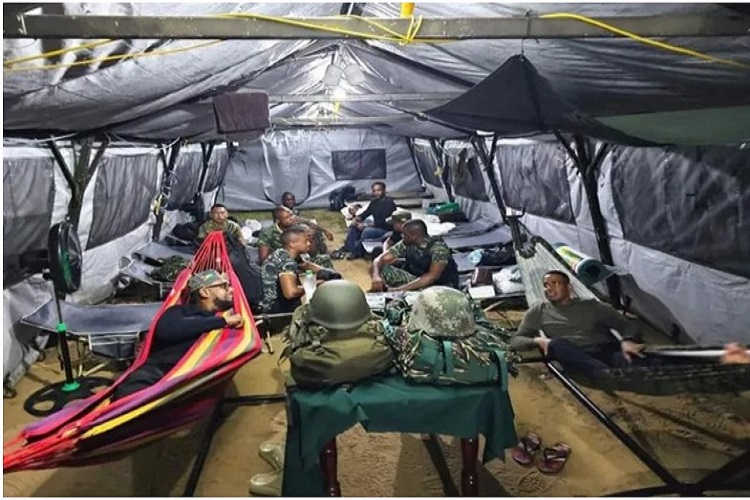 Presidente de Guyana Irfaan Ali, duerme en campamento militar cerca del Esequibo venezolano