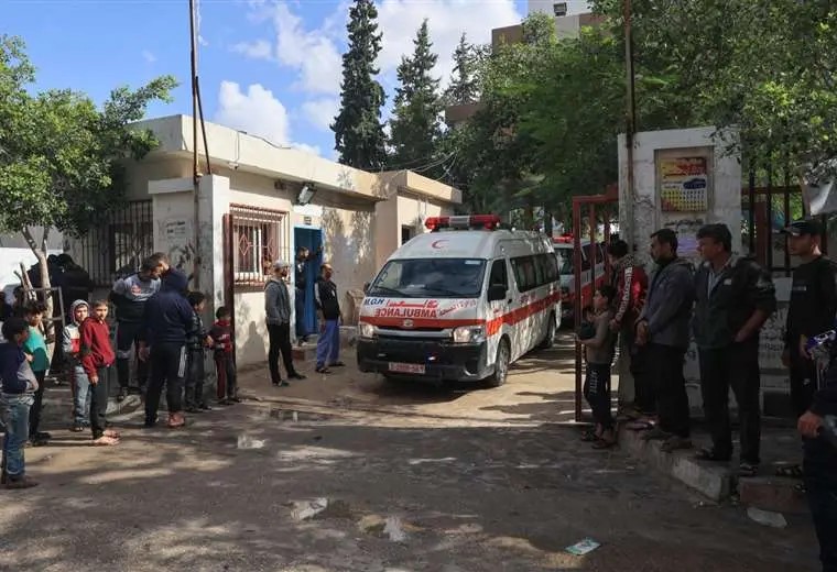 Hamás afirma que Israel lanzó un bombardeo mortífero contra hospital en Gaza