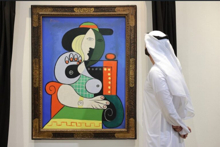 «La mujer con reloj» de Picasso se subasta por USD 139,3 millones