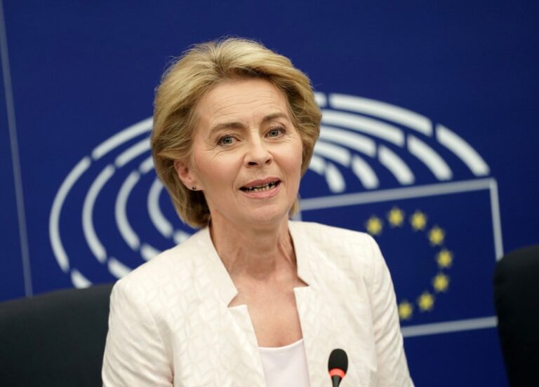 La Comisión Europea recomienda iniciar negociaciones de adhesión con Ucrania
