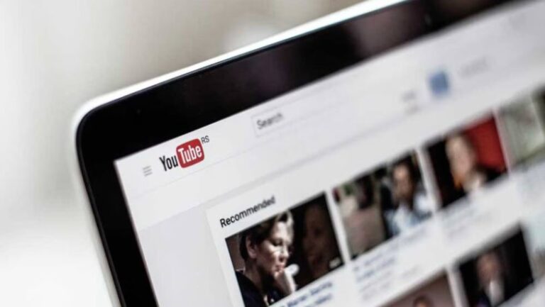 Un youtuber español demanda a Google por despido improcedente