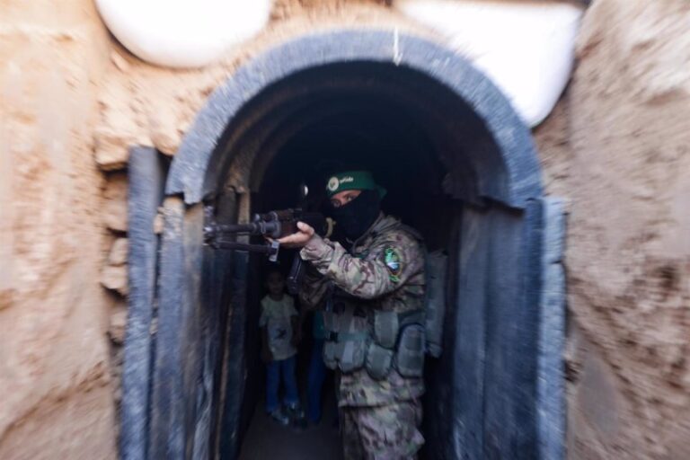 Las FDI afirman que han encontrado y destruido 130 túneles de Hamás en Gaza