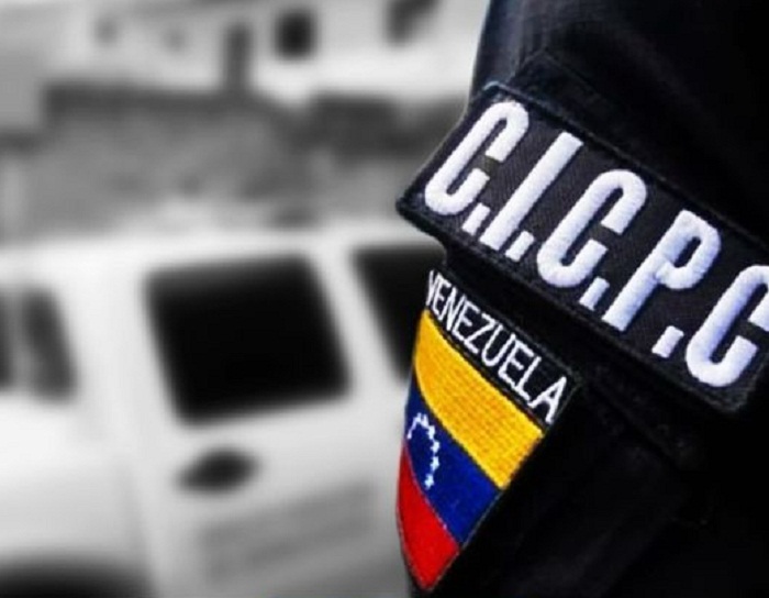 A punta de pistola robaban a transeúntes en Maracay